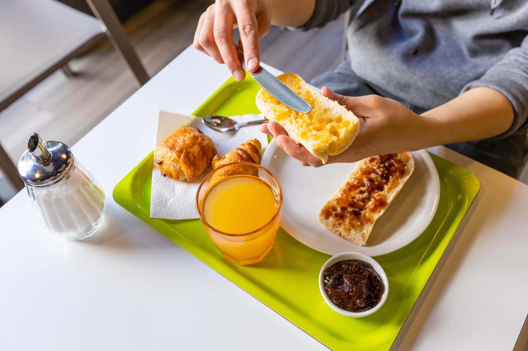 Ibis Budget Angouleme Centre Bagian luar foto