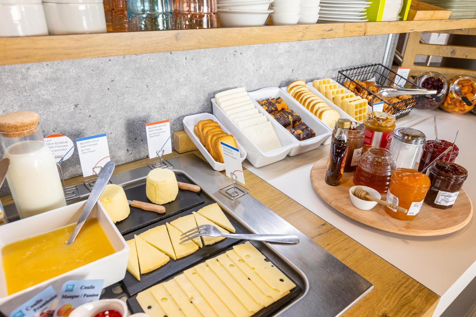 Ibis Budget Angouleme Centre Bagian luar foto