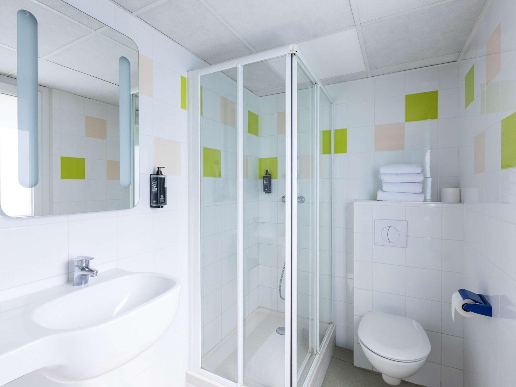 Ibis Budget Angouleme Centre Bagian luar foto
